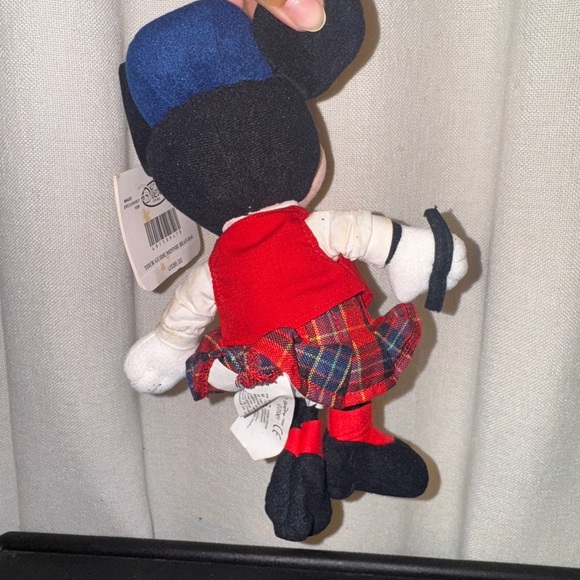 Vintage Disney Mickey and Minnie Tour Guide Plush - Picture 9 of 9